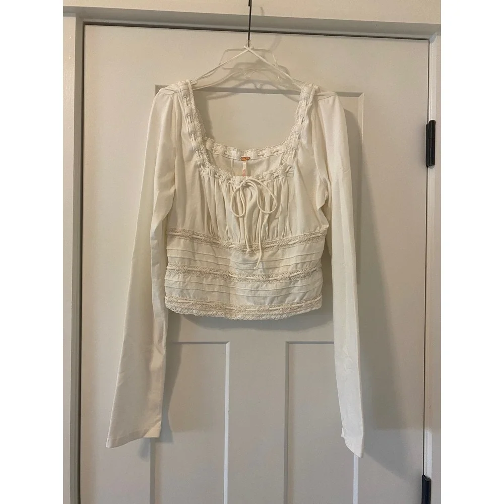 Free People Scarlet Smocked Long Sleeve in Clean Ivory Medium NWT